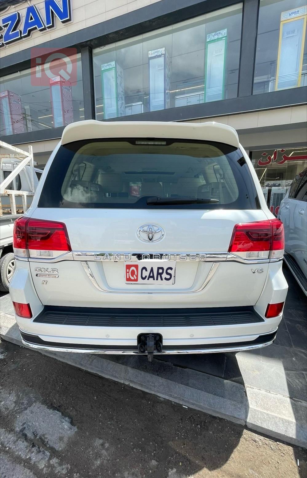 تويوتا لاندكروزر